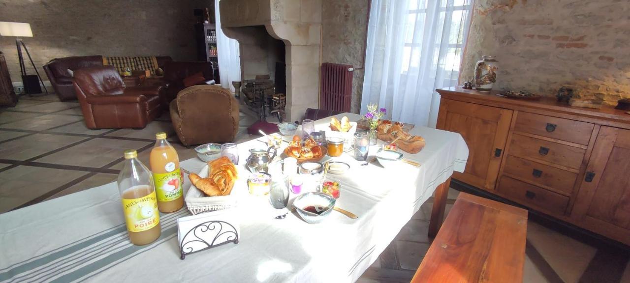 Domaine Les Garrigues Bed & Breakfast Puygaillard-de-Quercy Dış mekan fotoğraf