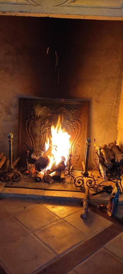 Domaine Les Garrigues Bed & Breakfast Puygaillard-de-Quercy Dış mekan fotoğraf